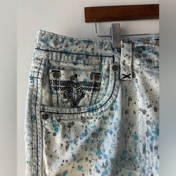 Men’s Rock Revival distressed denim shorts size 42 - Picture 2 of 11